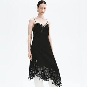 H&M SUDIO COLLECTION SPRING 2026
BLACK LACE-DETAIL LINEN-BLEND DRESS SIZE M